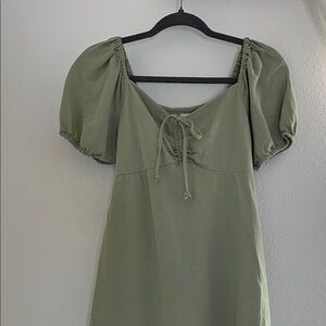 Jessica Simpson Olive Puff Sleeve Midi Dress